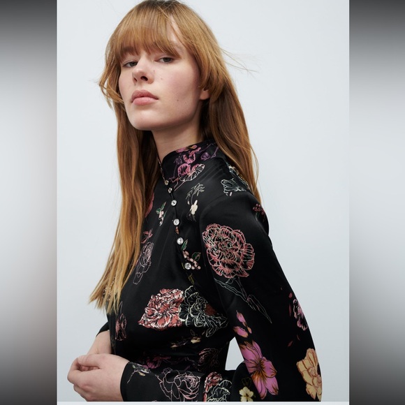 ZARA SHORT FLORAL PRINT DRESS - Picture 3 of 13